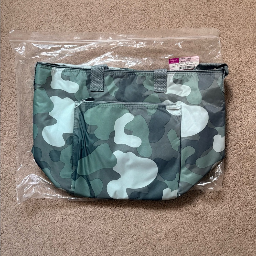 Thirty-One Round About Tote Cooler - Soft Camo
